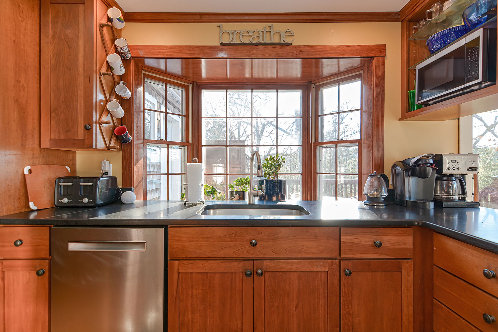 Kitchen sink