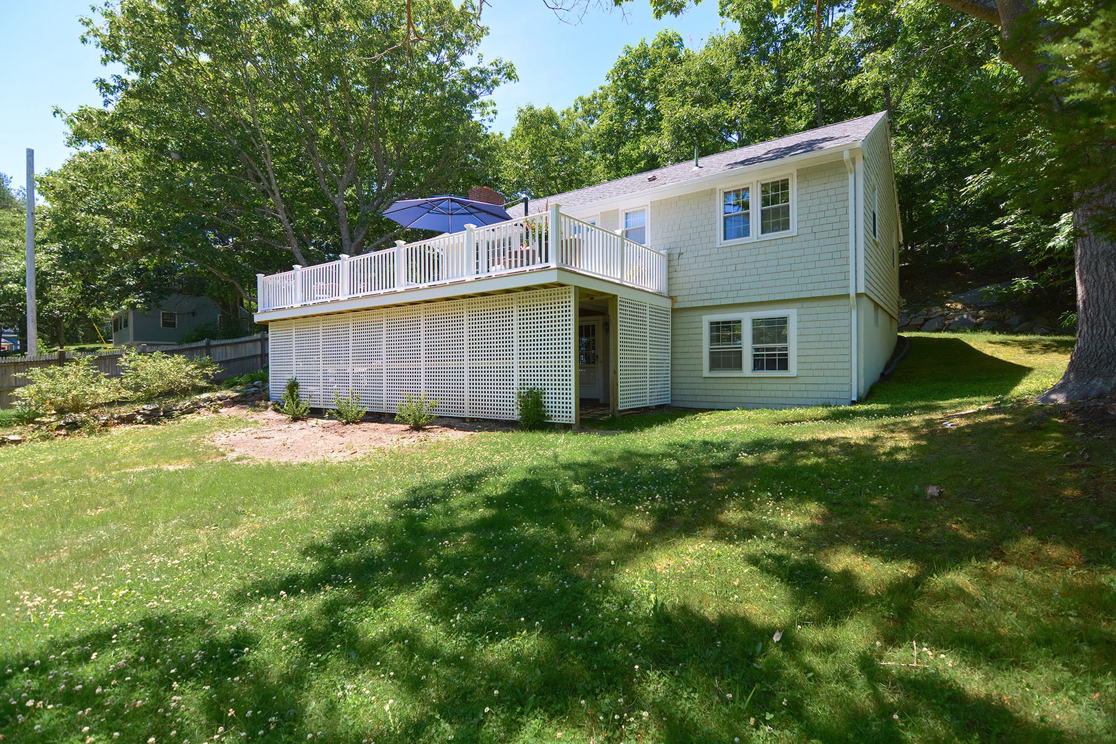 Large deck over the private yard.