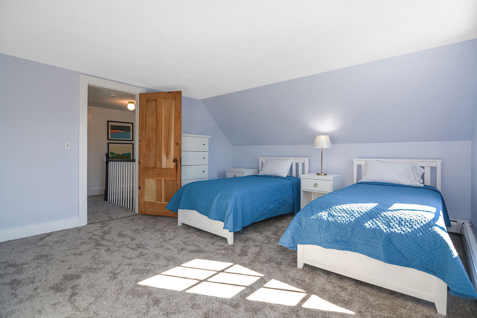 3rd level Twin bedroom.