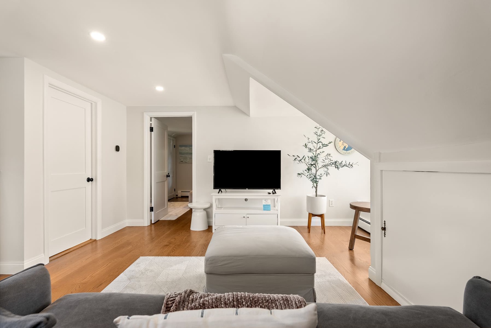 The second living room in the upper floor.