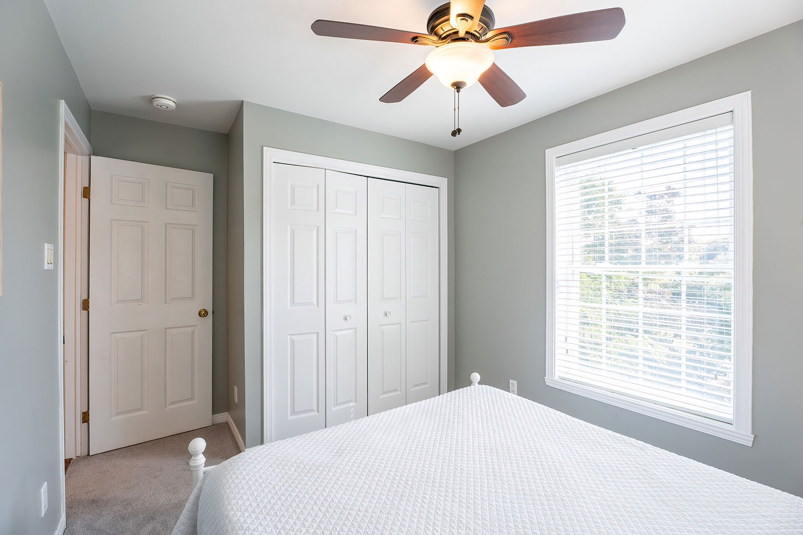 Queen bedroom