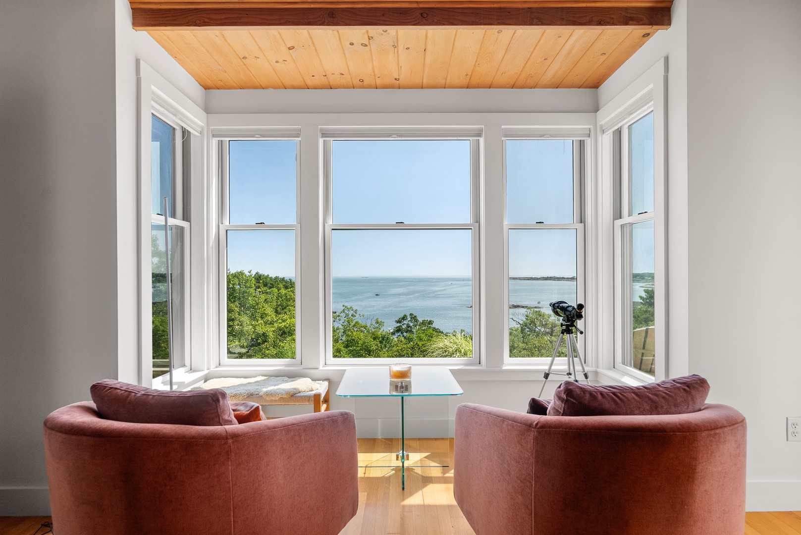 Stunning views straight from the living room.