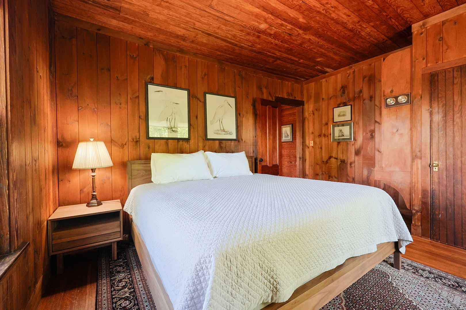 Queen Bedroom