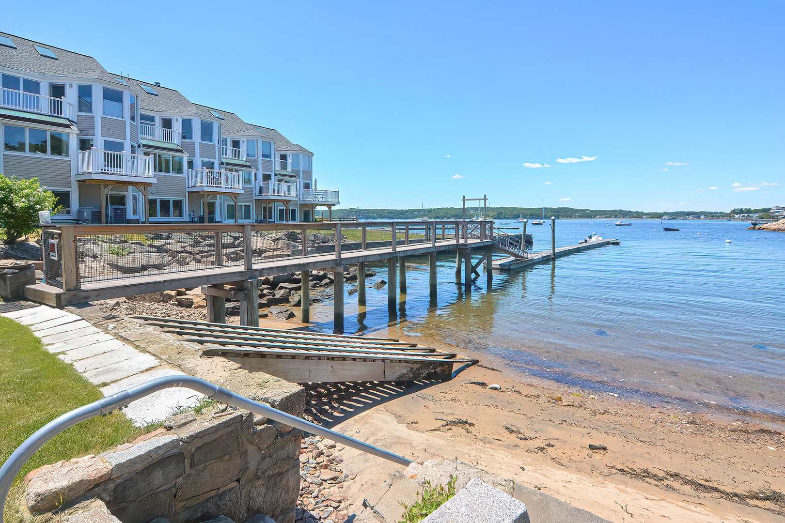 A private ramp available for small, non-motorized boats.