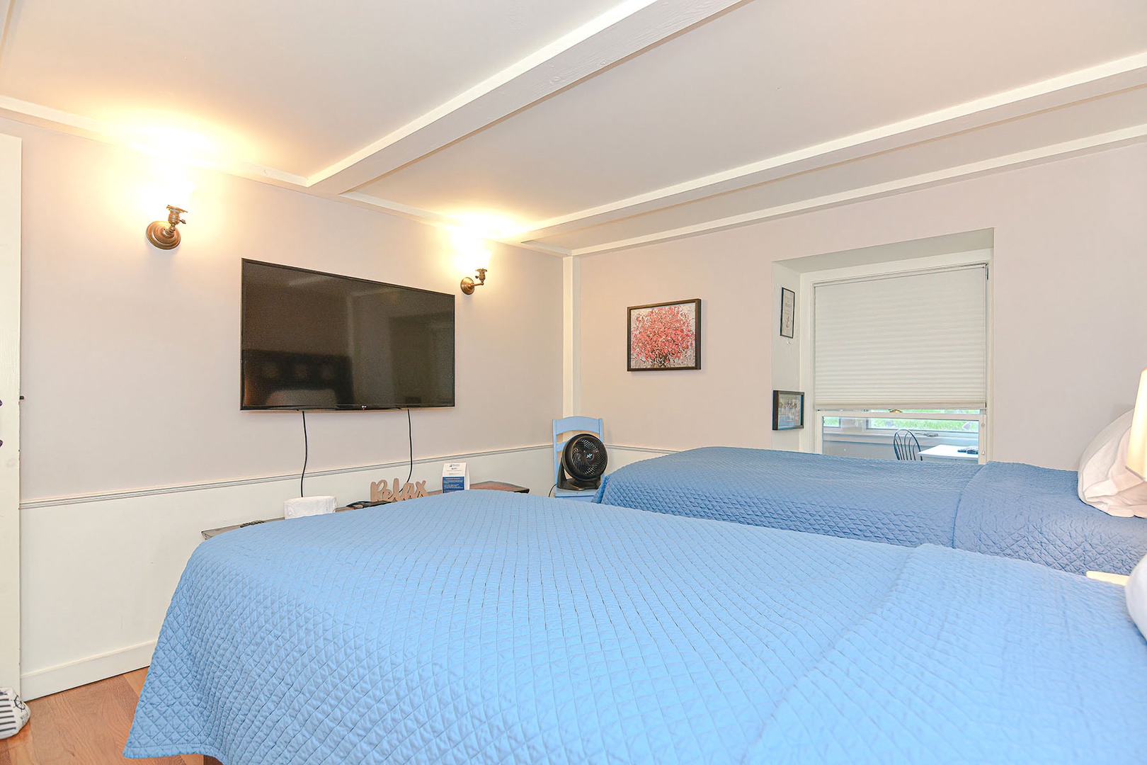 The ground floor bedroom has two Twins that can convert to a King and AC unit.