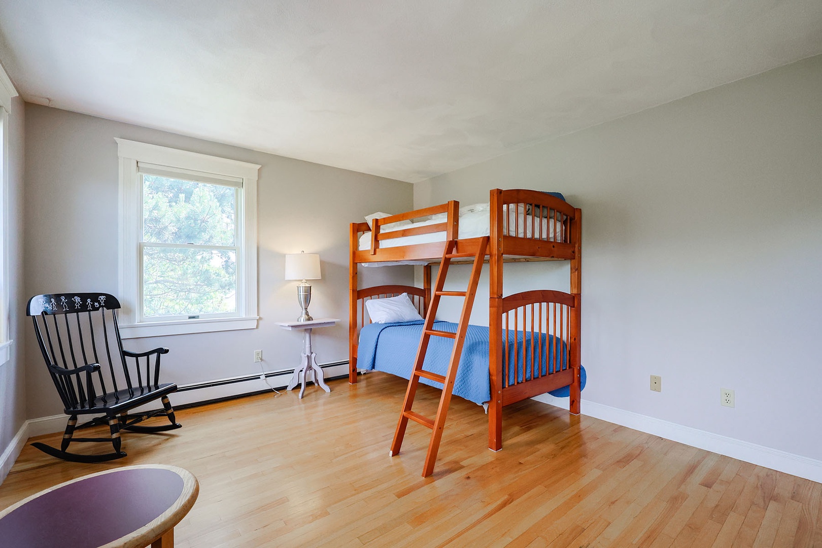 Bedroom 3: Bunk beds.