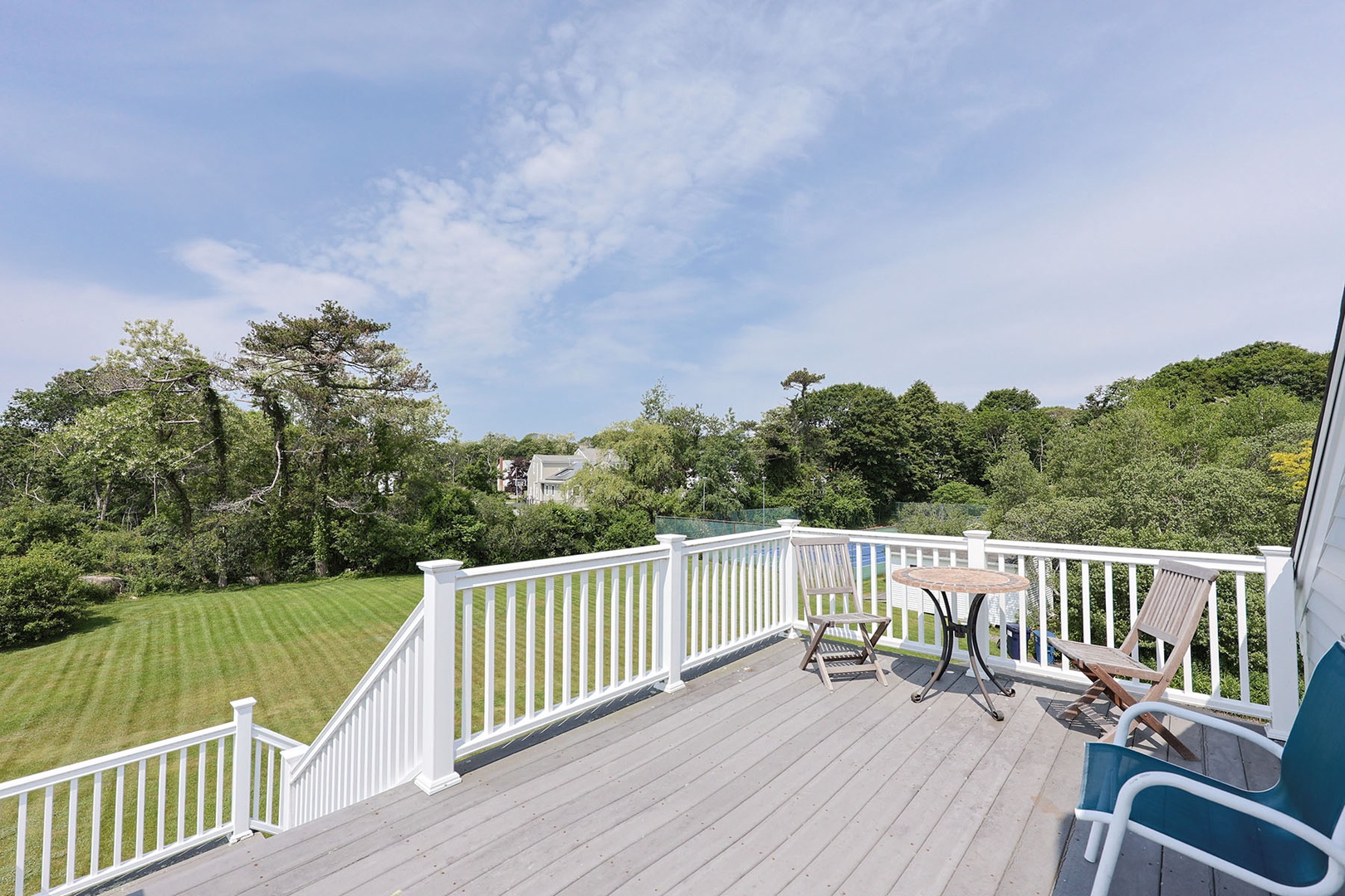 The in-law suite's private deck.
