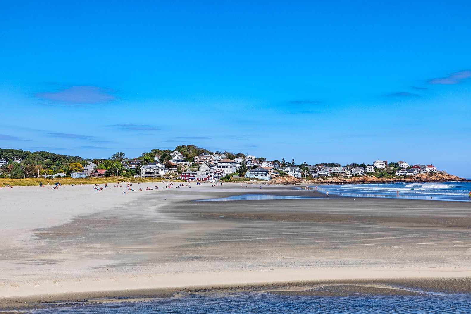 Good Harbor Beach is nearby.