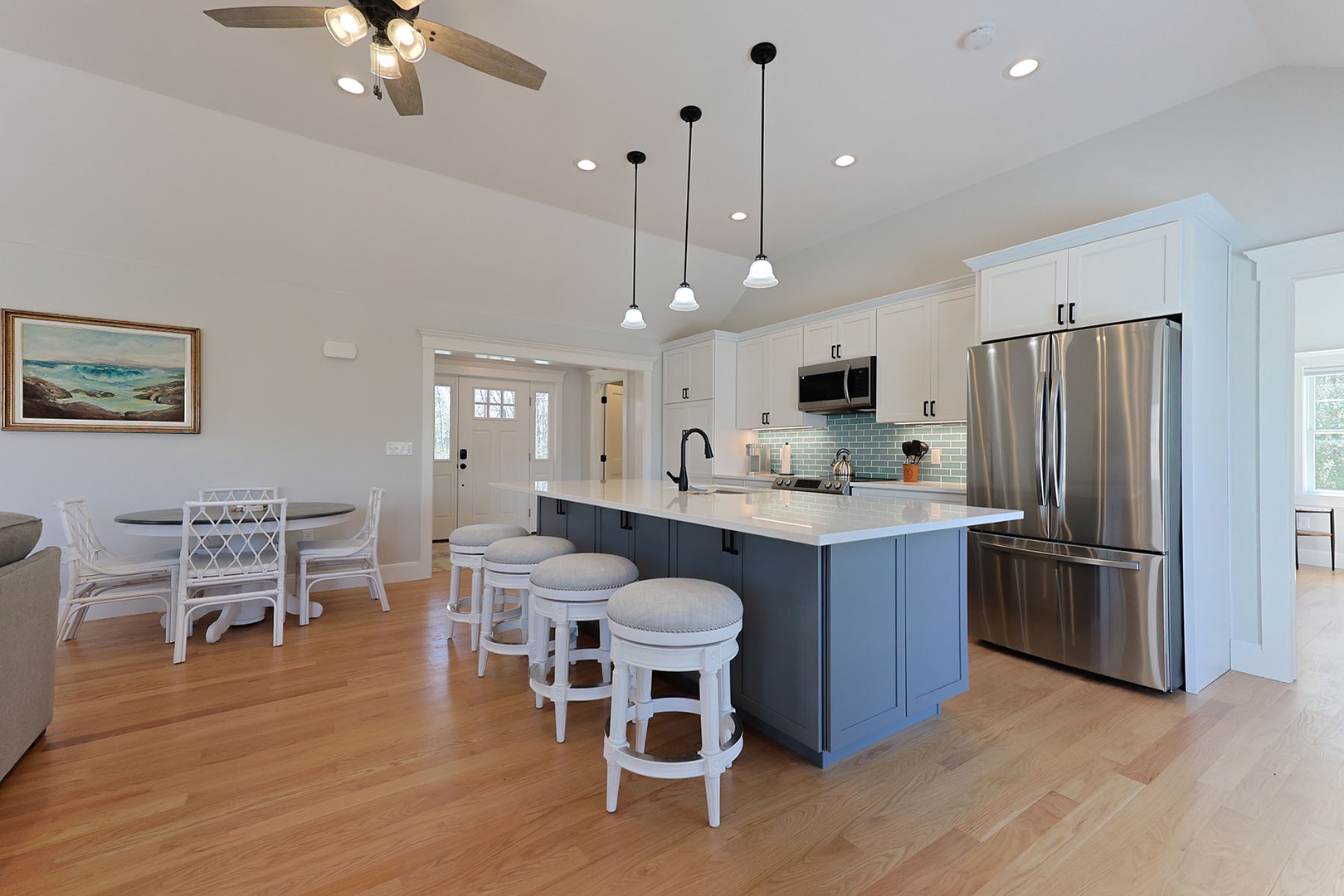 Sleek and Stylish Kitchen Dining Area.
