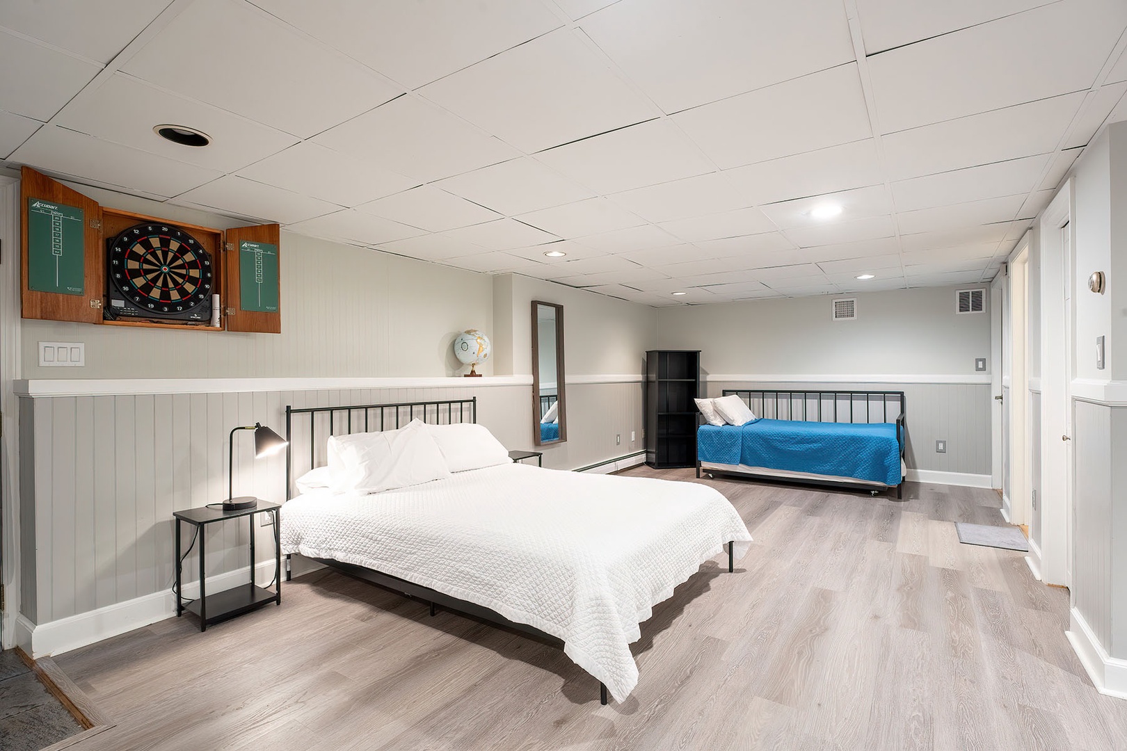 Queen bed and twin trundles