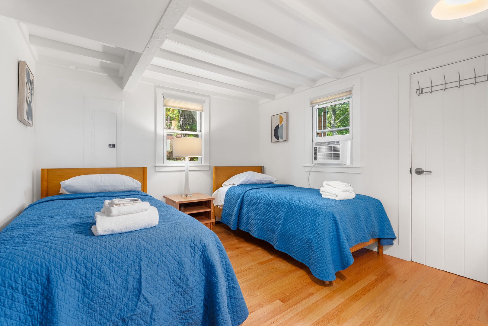 Third bedroom with twin beds.