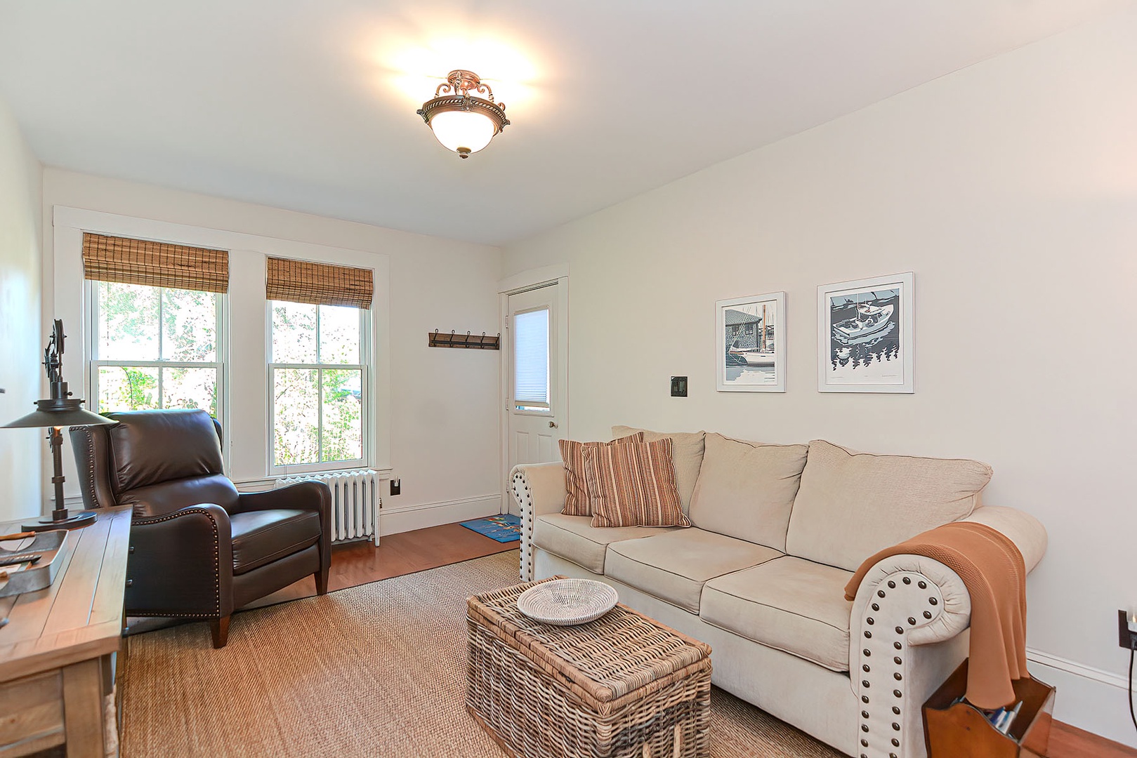 The main entrance leads into the bright living room.