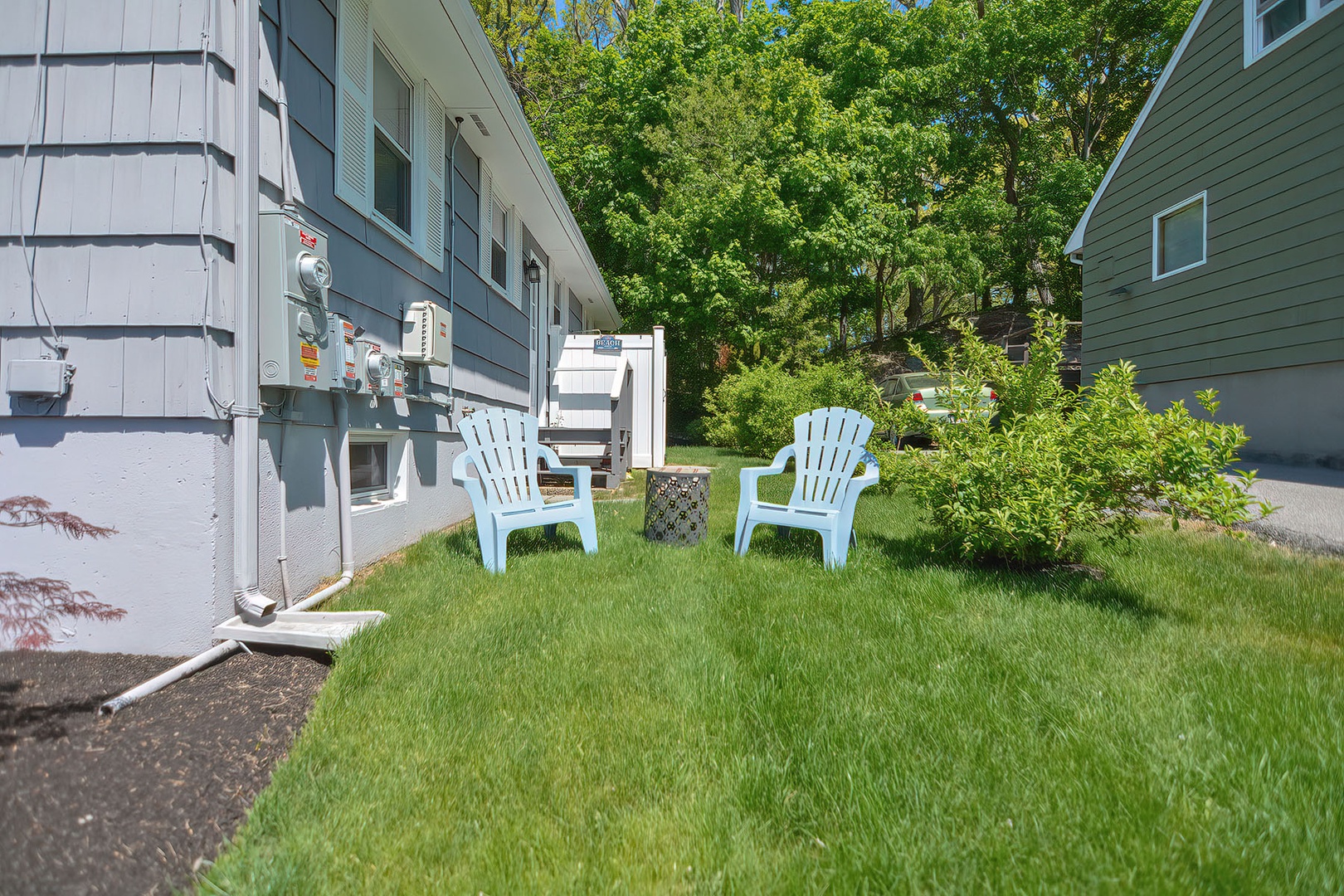 A sunny space to sit and catch the river breezes.