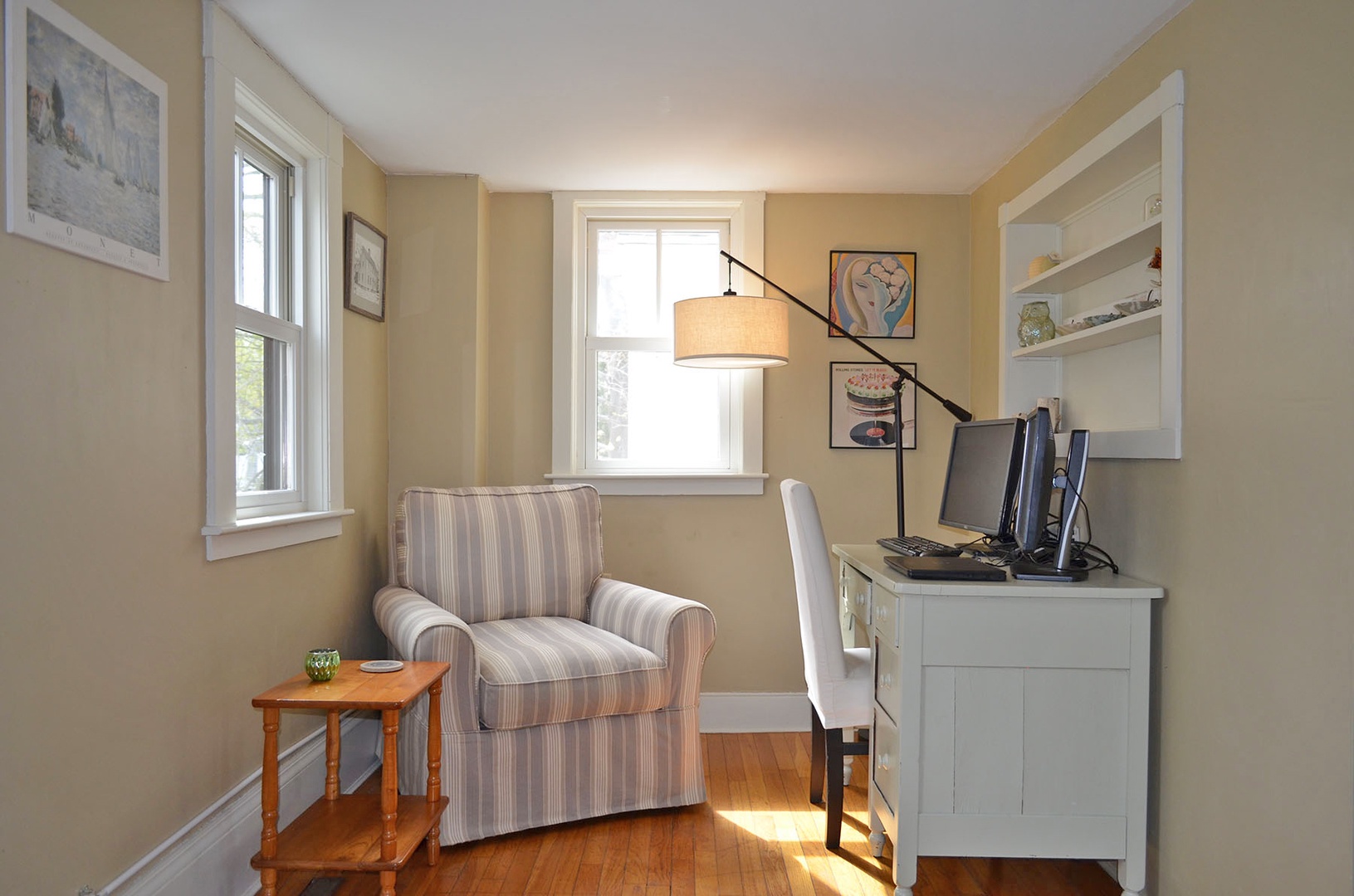 A sunny and quiet office / reading nook in the living room.