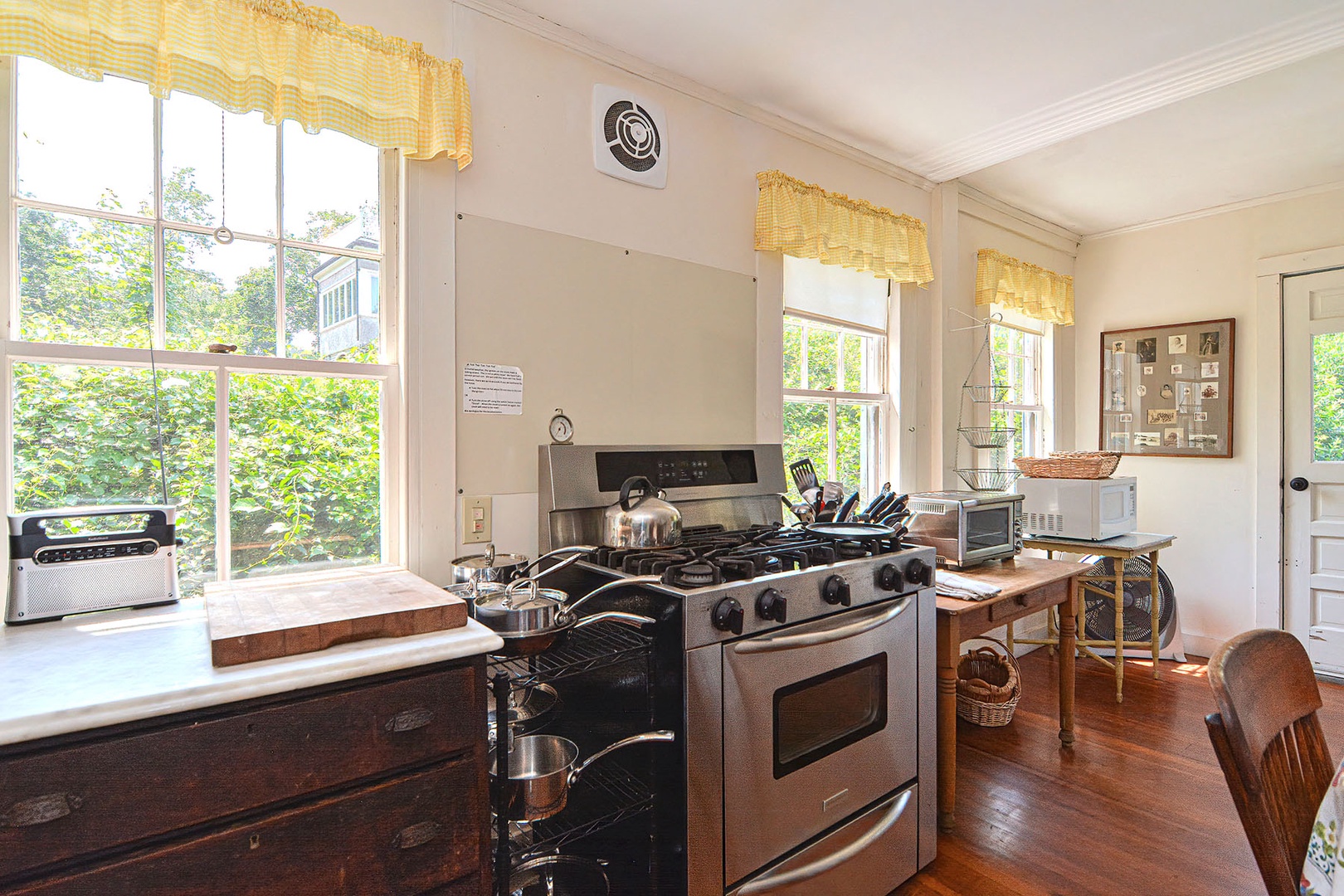 Modern kitchen appliances.