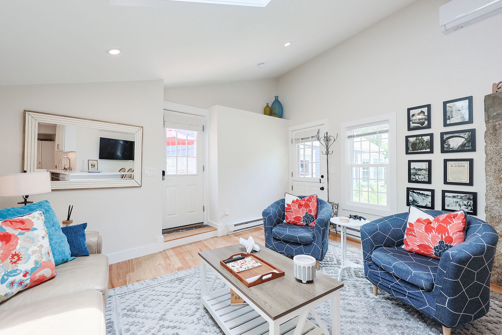 The cozy living room.