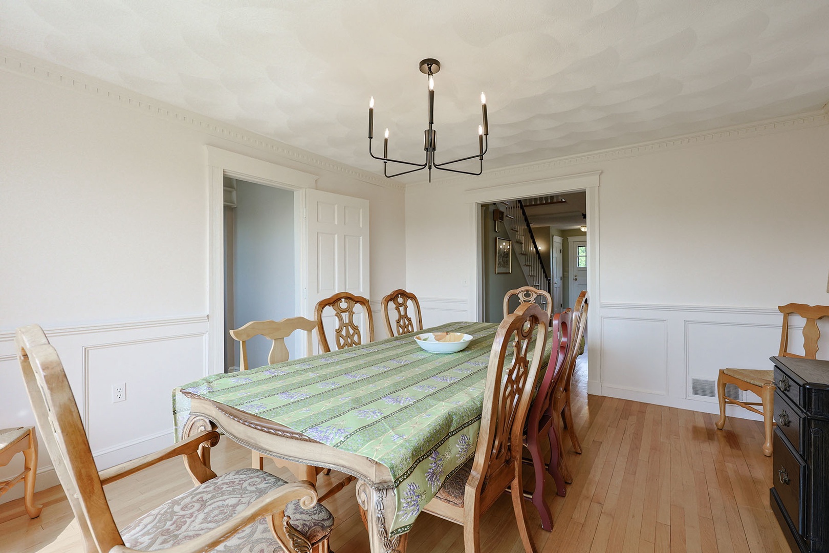 The dining room comfortably seats upto 8.
