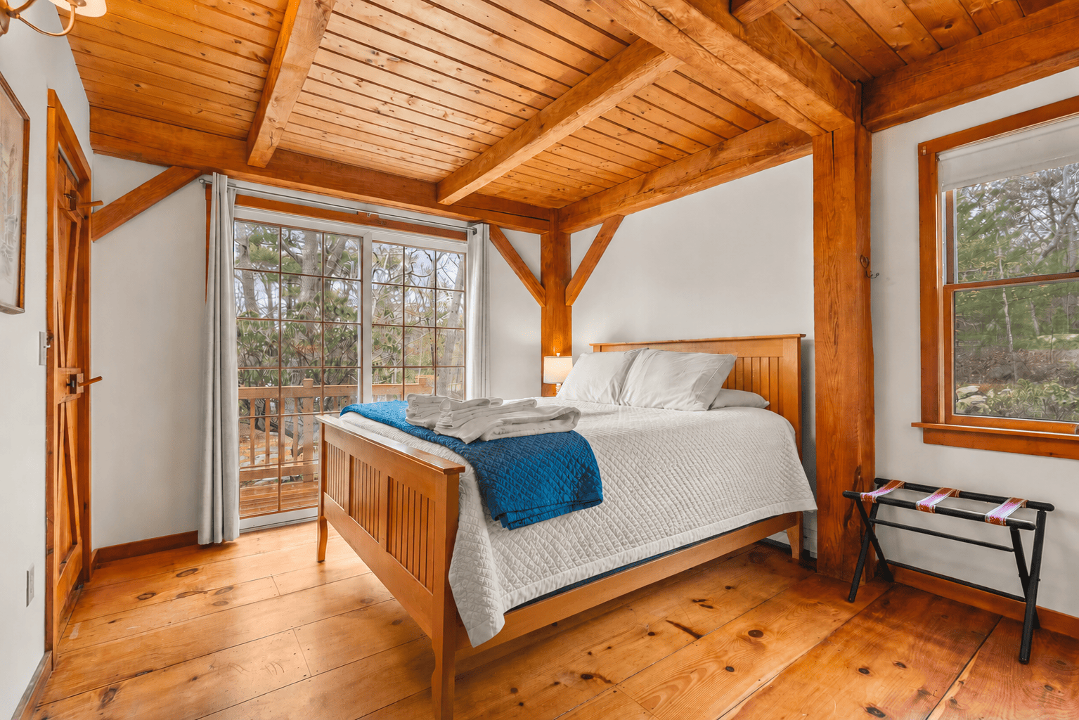 The primary bedroom with a queen bed.