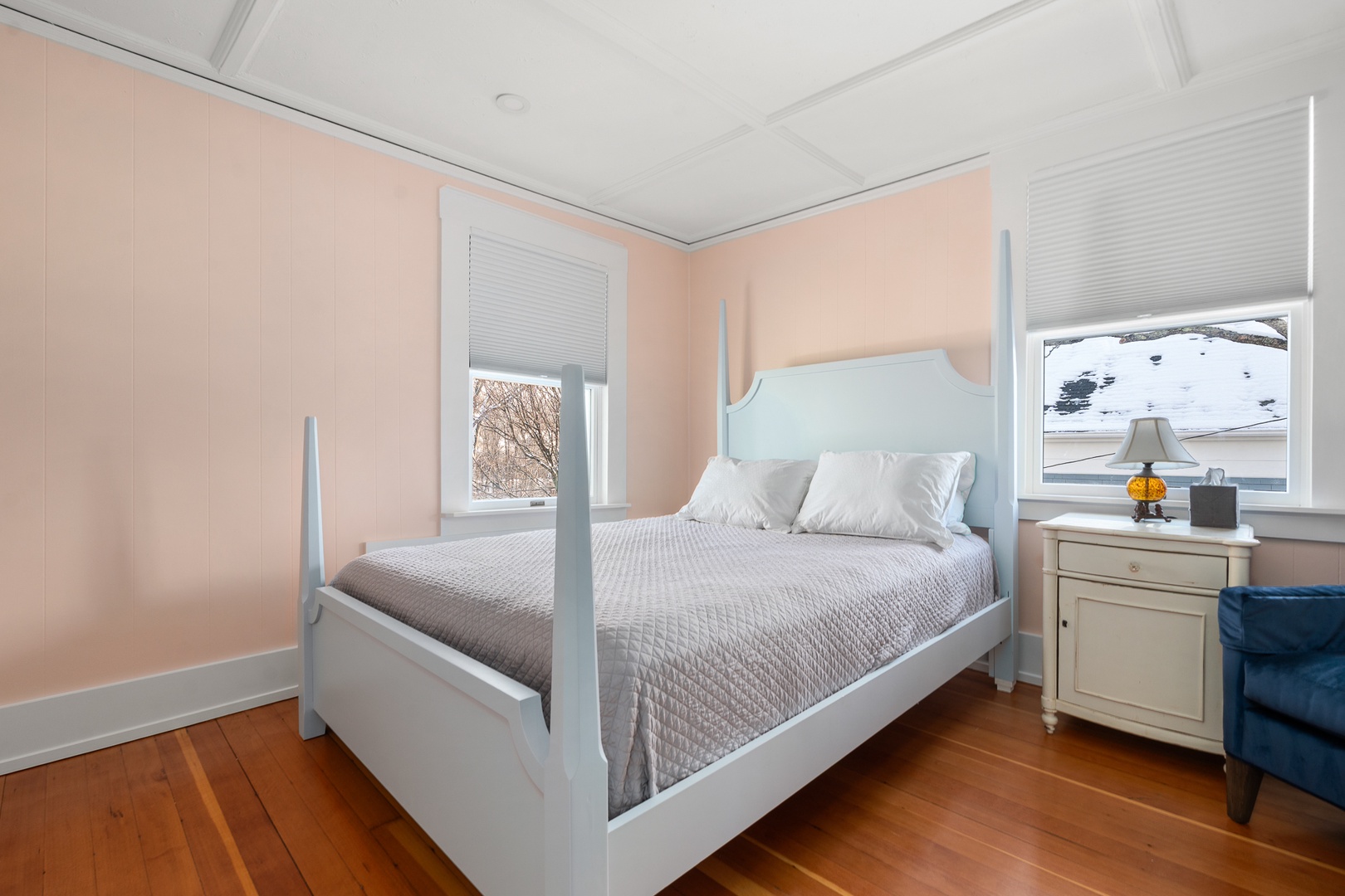The second bedroom with a queen bed in the upper floor.