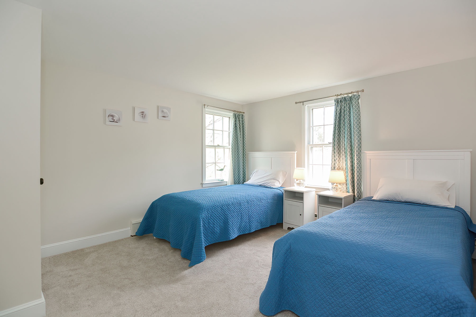 Bedroom 3: Twin beds with TV.