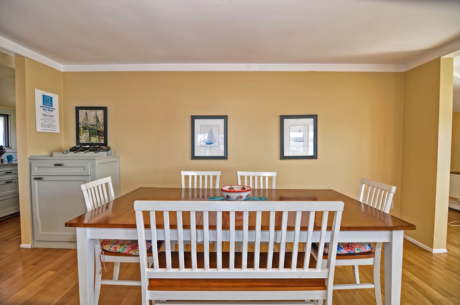 Dining area. The kitchen is to the left.