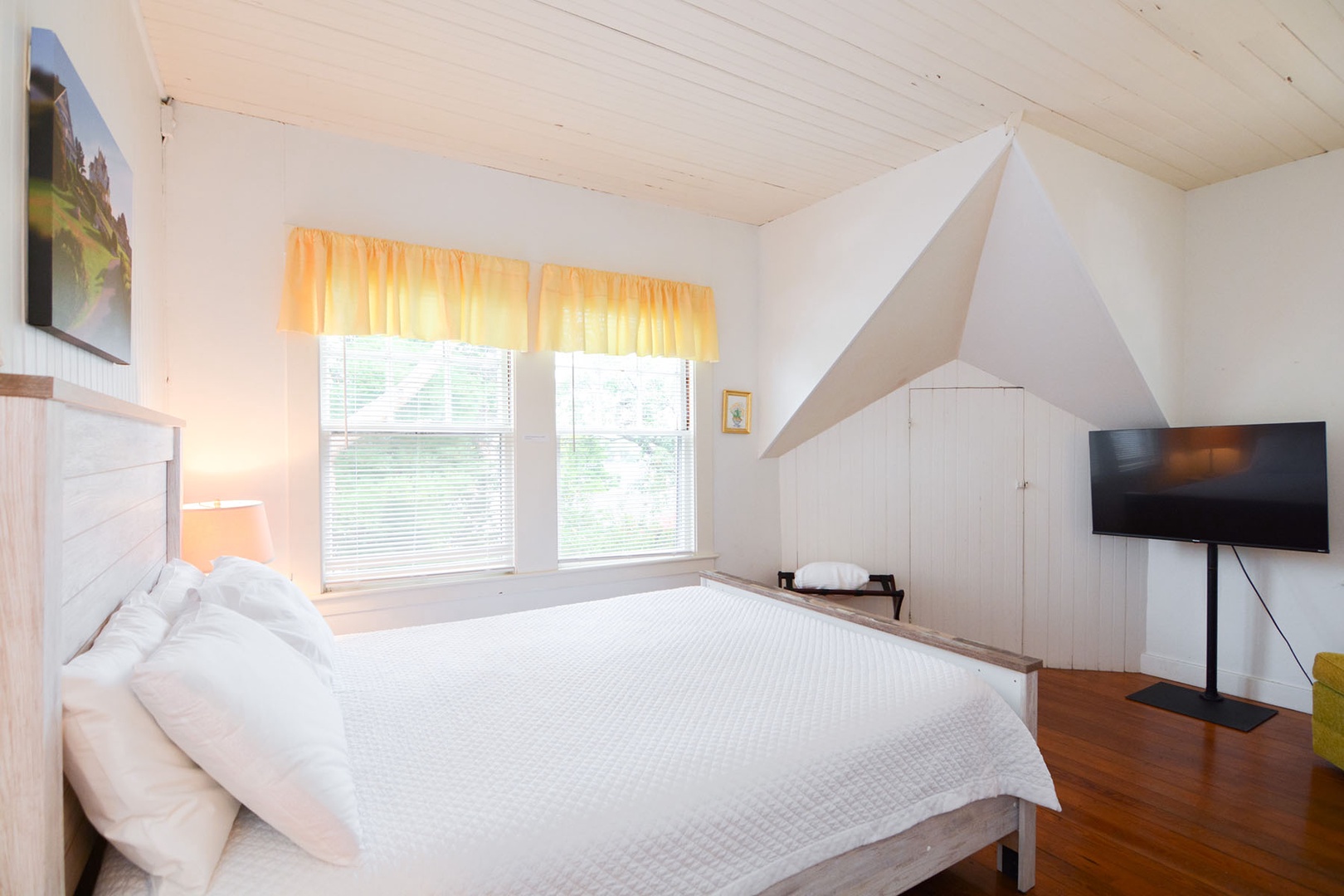 Sunny Bedroom 4.