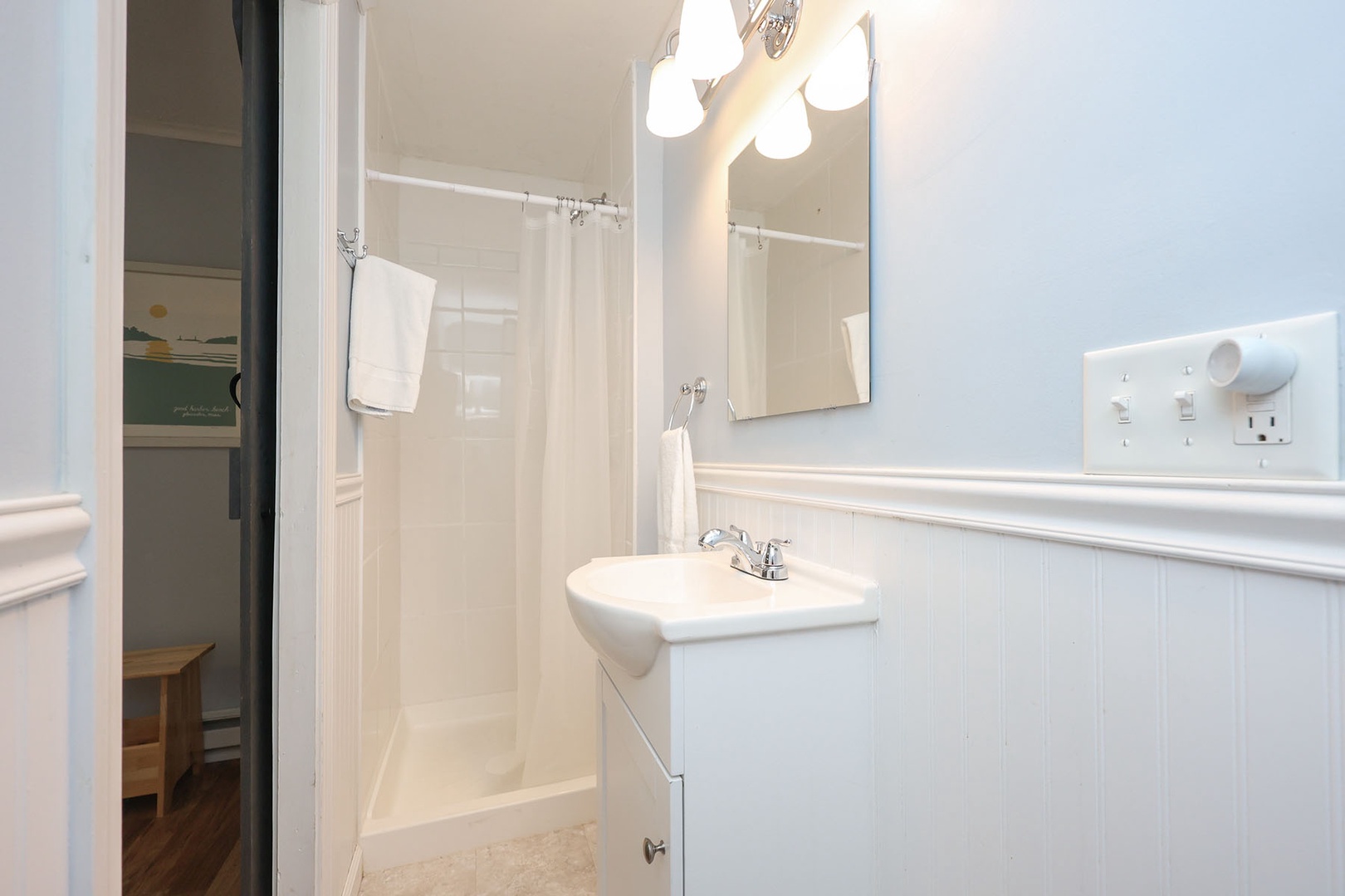 The ensuite full bath with walk-in shower.