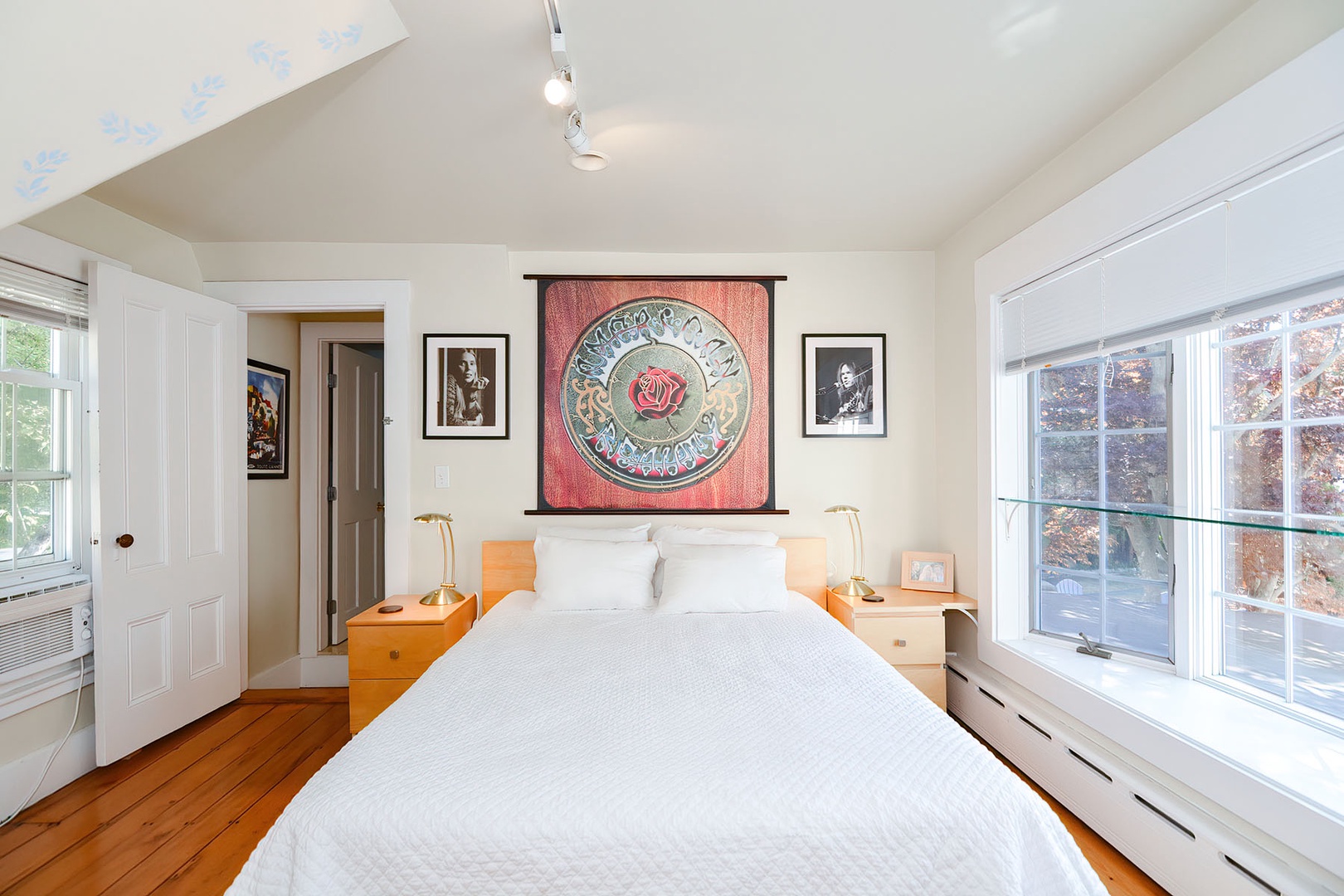 BR 4: Queen bedroom
