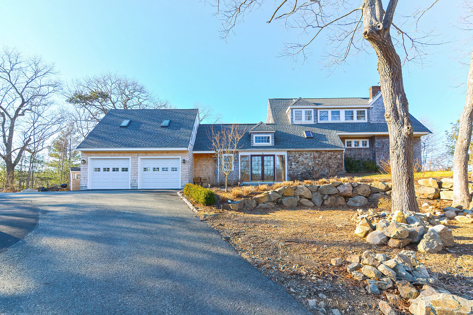 Salt Marsh Cottage driveway.