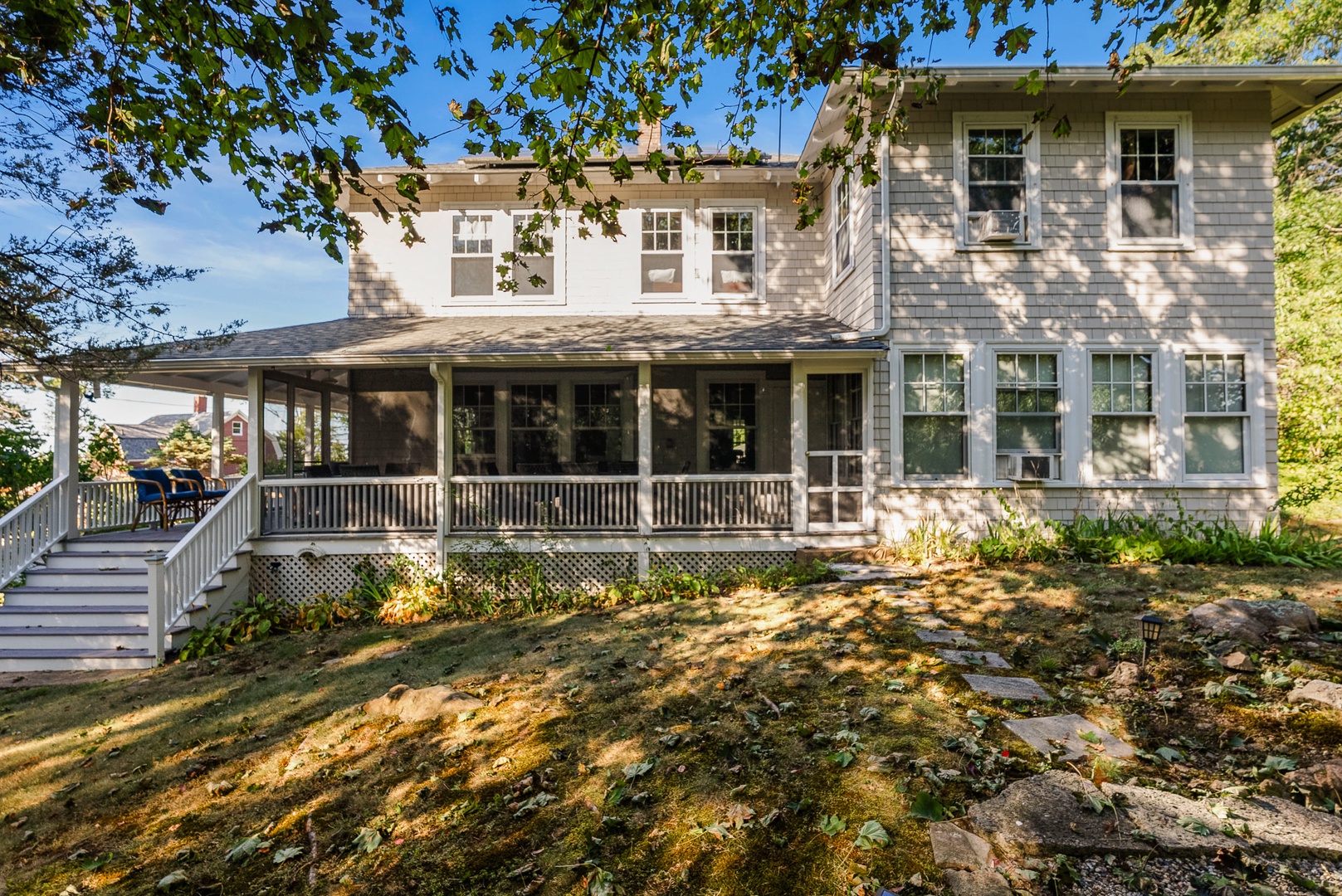 Another view of the house.