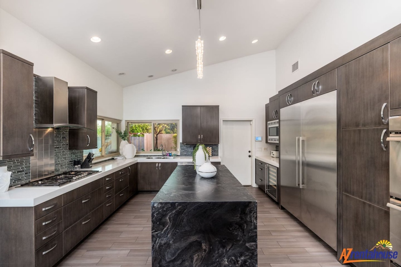 15204-296143-h6KWoLGkRL--7iGO5Jr--BKdZAZNp38PaKNDUFg2B0RuU-66b8f9aab2288