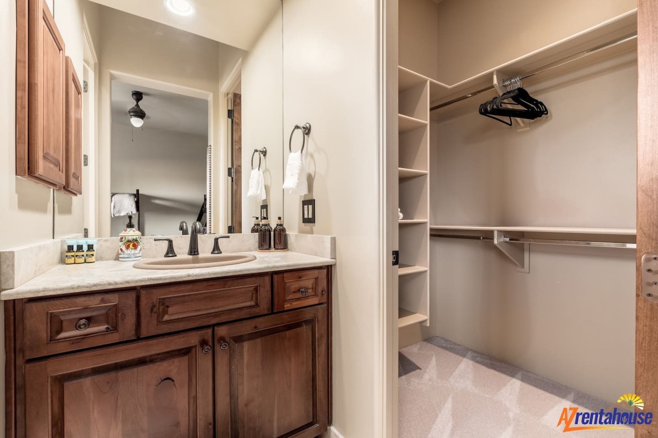 15204-347350---gUkkLyq7RH4k6I54MDIEs9a6ddIXRsZLMUNIWNucgY-677c47cdd9922