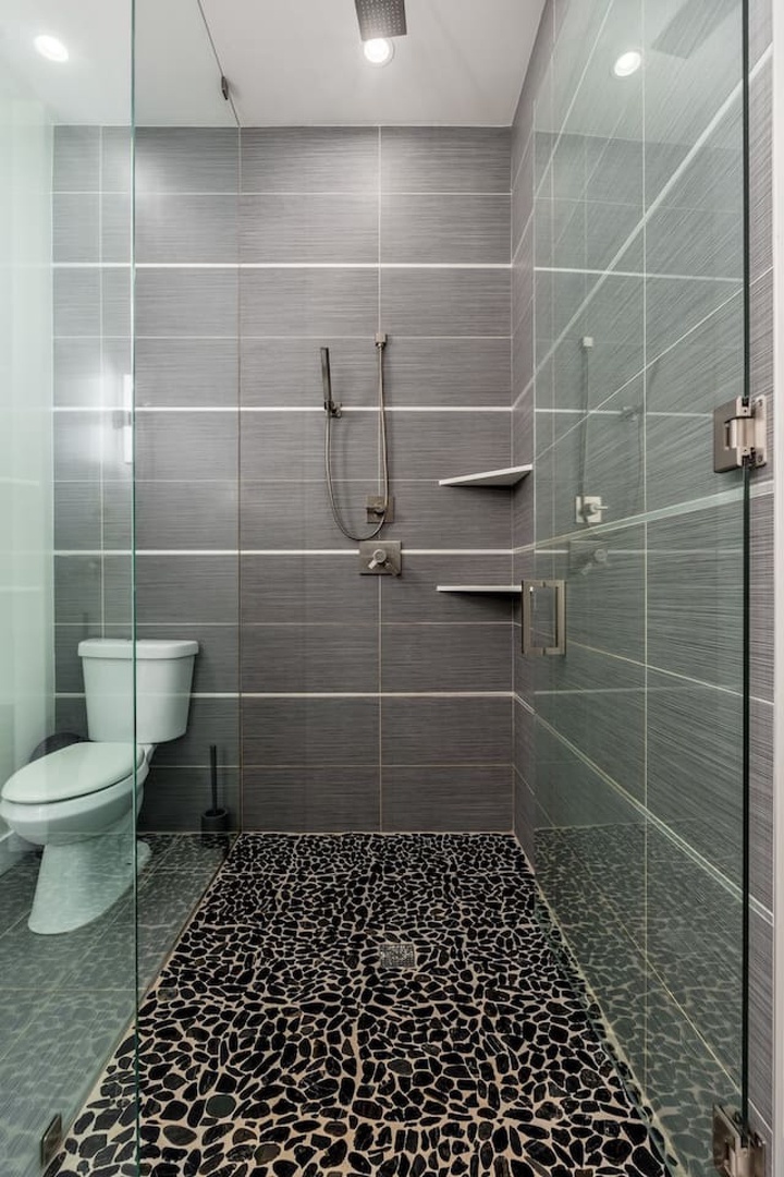 15204-357329-irxs82Ksea5UqurUMJQ6RIFpNZ-YQAwR---C81NULSo8-67a2275b94ce2