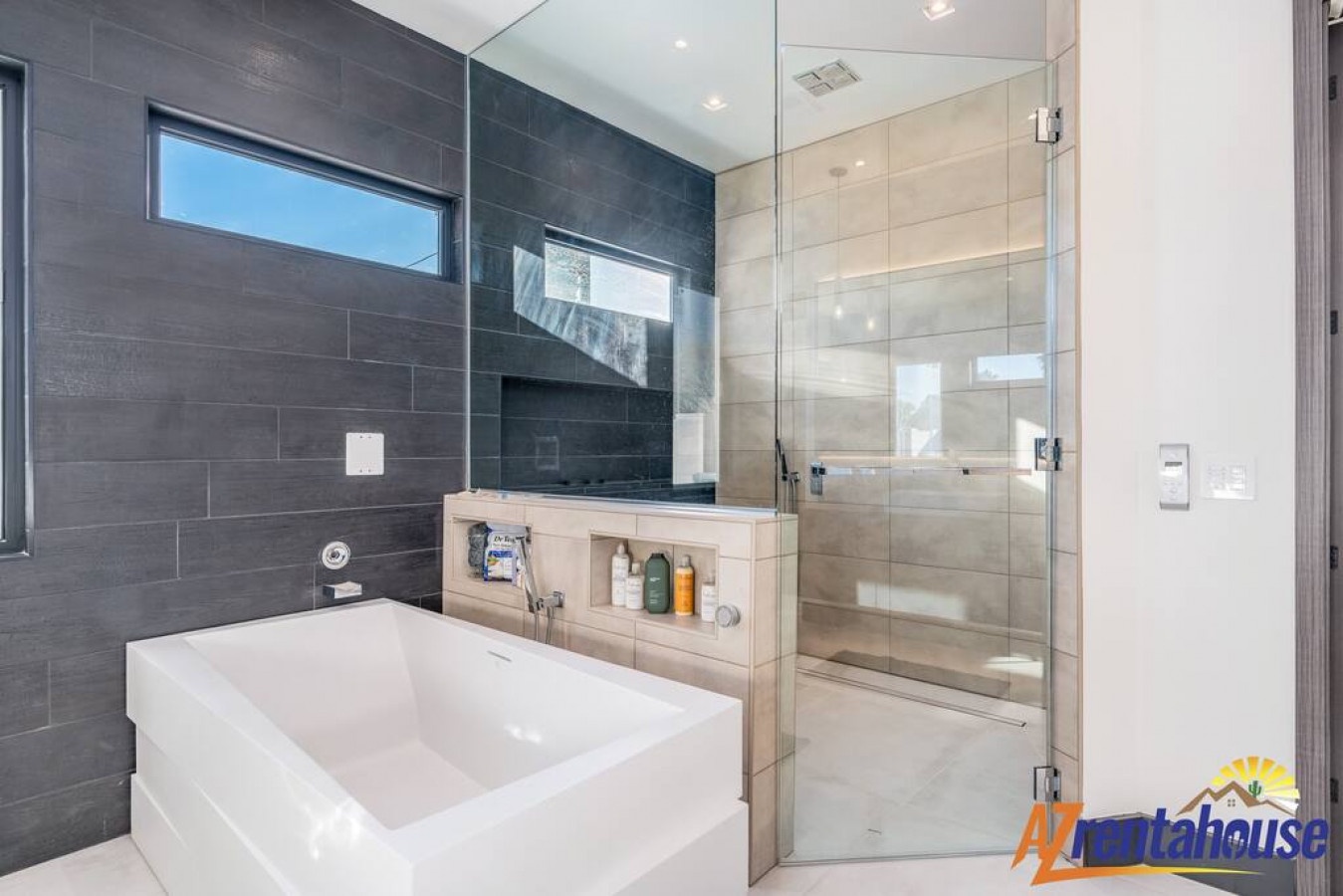 15204-193716-gHUYUcDzStja6SUvMCd7a2skO3zdfSr2NhXc5LOkCjs-64f91240360fc