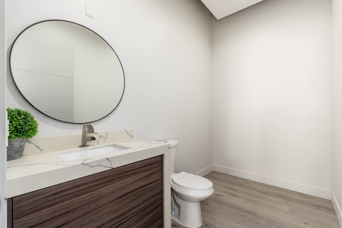 15204-357329-Bz--7tbEZm-0ISvYgVJUPMSX-J7M1EU4P9QKrT4oIN6I-67a2274f05d99