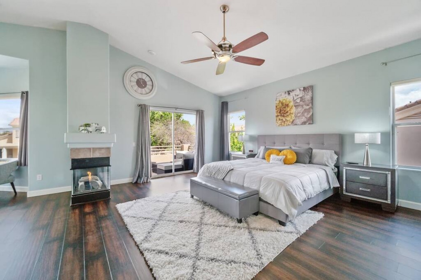 15204-193684-O0SzTTp--7W2tF7-C4p1qq8Ld0ASnPsu2SmmqXrJtIGg-64f8ec49845eb