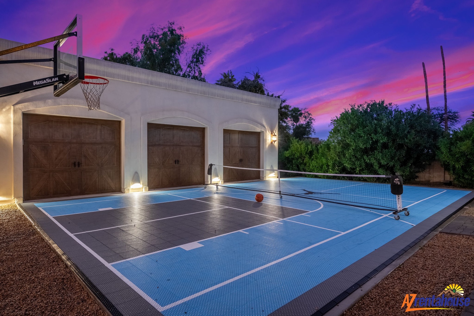 Challenge friends to basketball or tennis on your private multi-sport court beneath stunning Arizona sunsets.