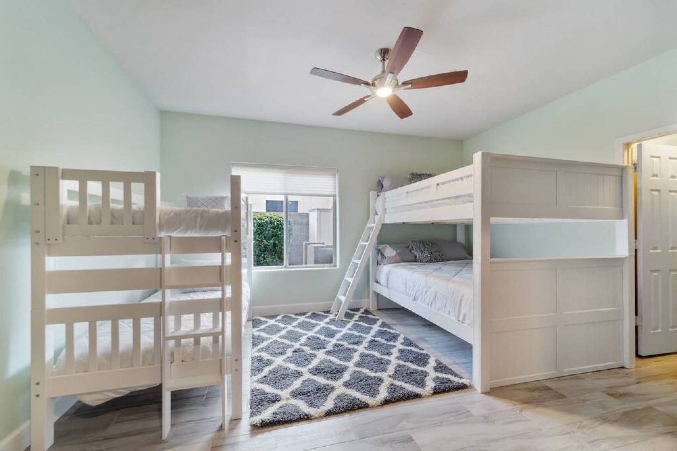 15204-193684-wf6Ce942Zo9lnGo0EbhqQ--Pl9N4V2APhUqR--Si1HnEs-64f8ec59cd39b