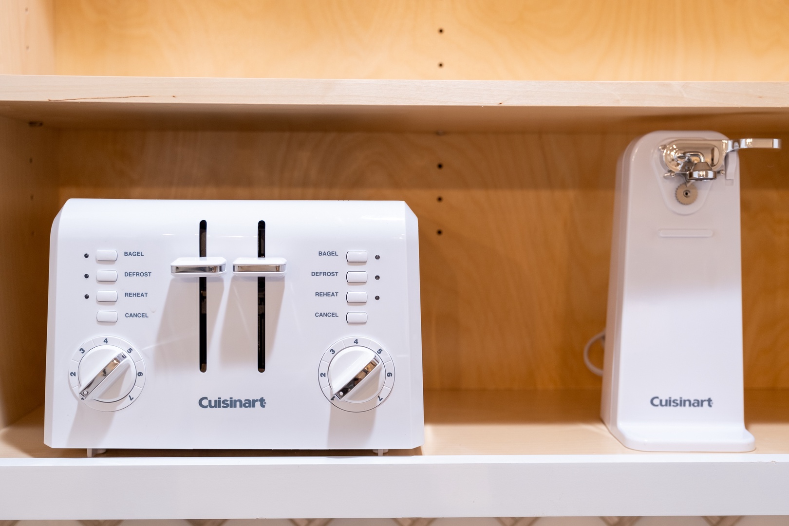 Your morning starts easy with a full-size 4-slice toaster ready for crispy bagels and freshly-pressed waffles whenever you wake.