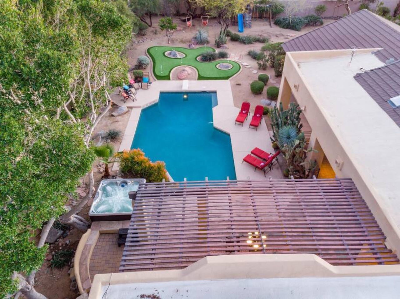 15204-193683-SsPoUjkgbtVqxpM0edmGwEFhVRELHy-rPrnqsSKbpRU-64f8eb412949b