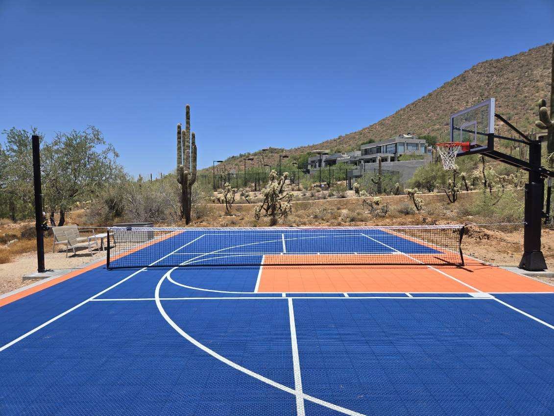 Violetta Court
