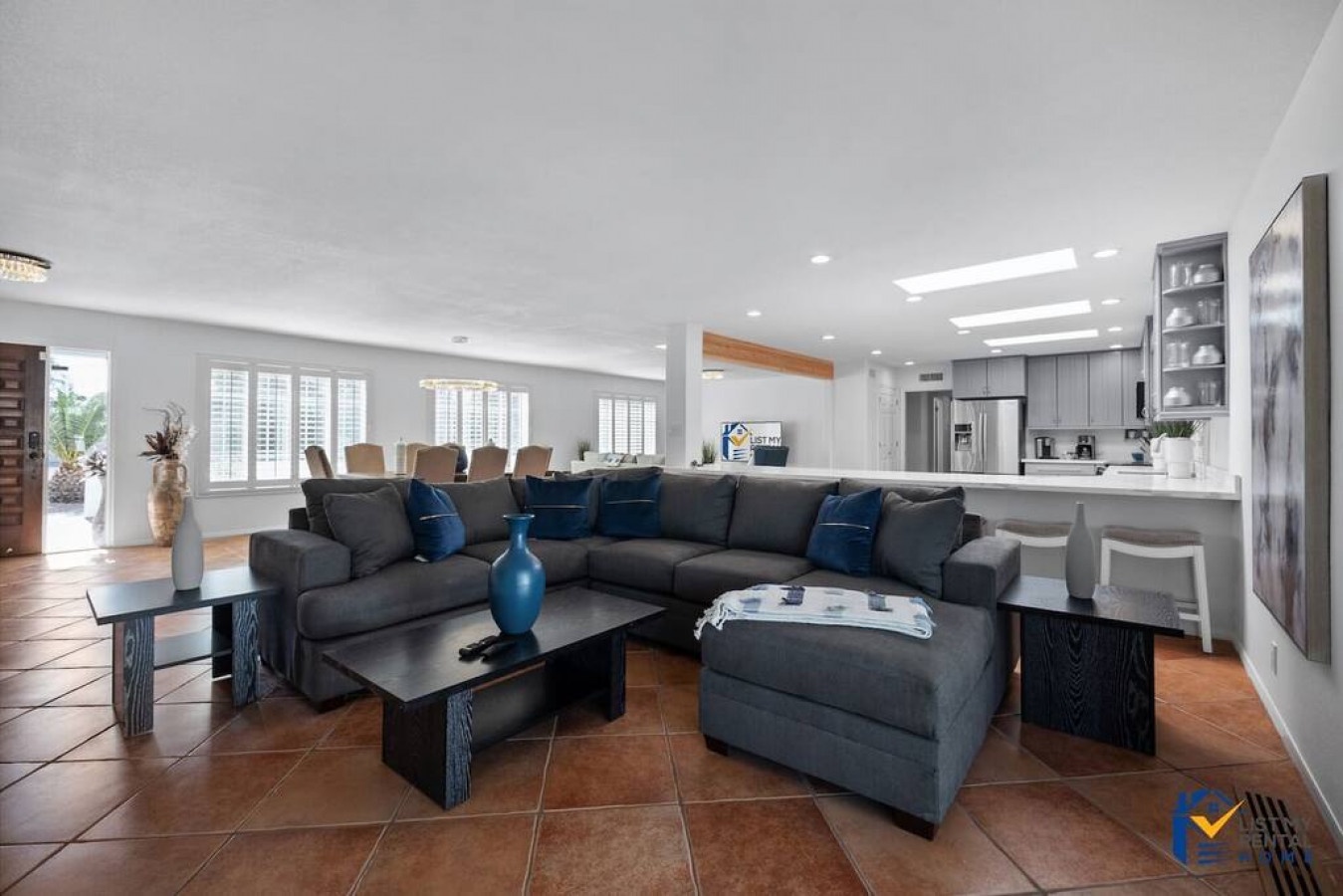 15204-193689-7vraS4i1l9JTXvmE72hWgxUrgGMtoS408q1Ie2u4Uys-64f8f0a8e56a3