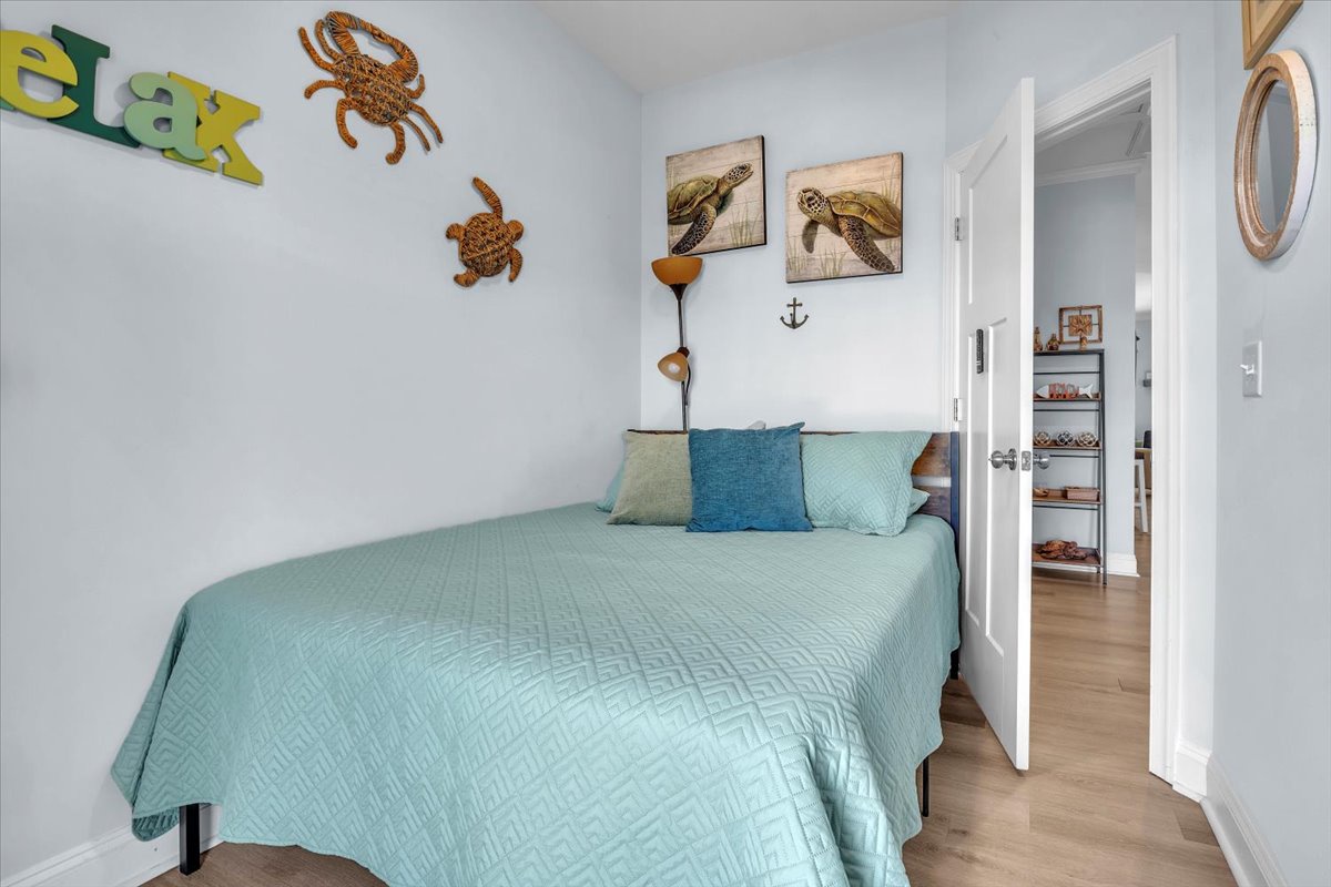 Bedroom 3 (queen) Second Floor