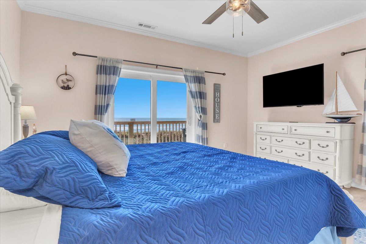 Bedroom 1 (king) with Beachfront Balcony and TV