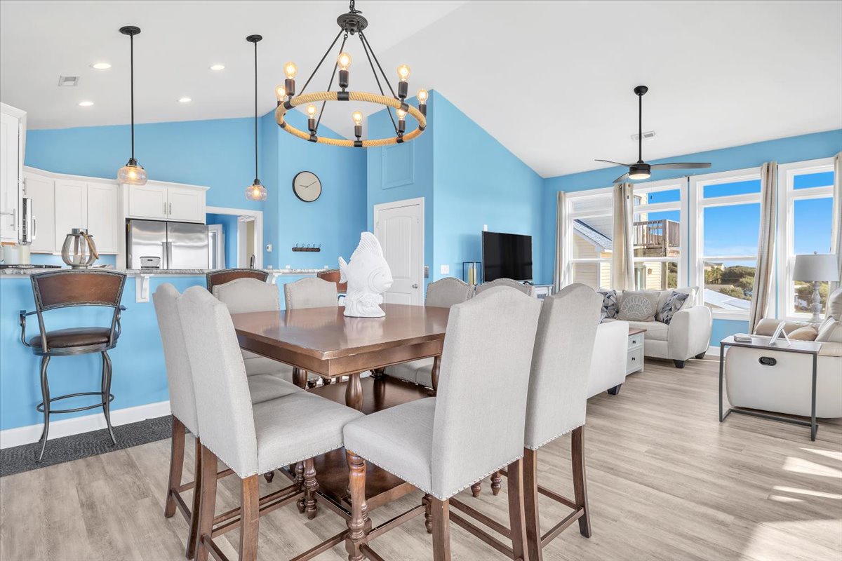 Dining Seating for 8 - 2nd Floor