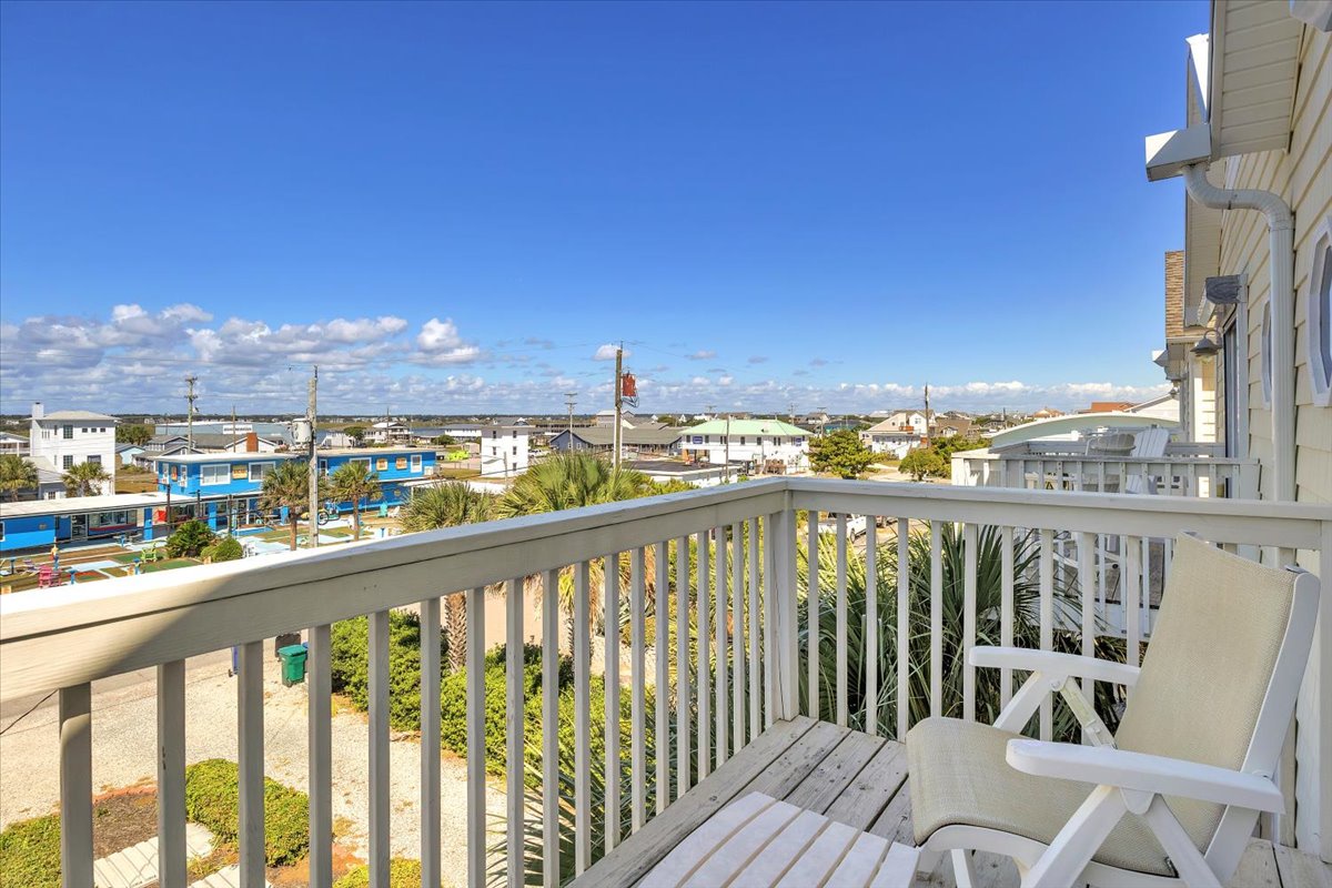 Bedroom 4: Balcony - 2nd Level