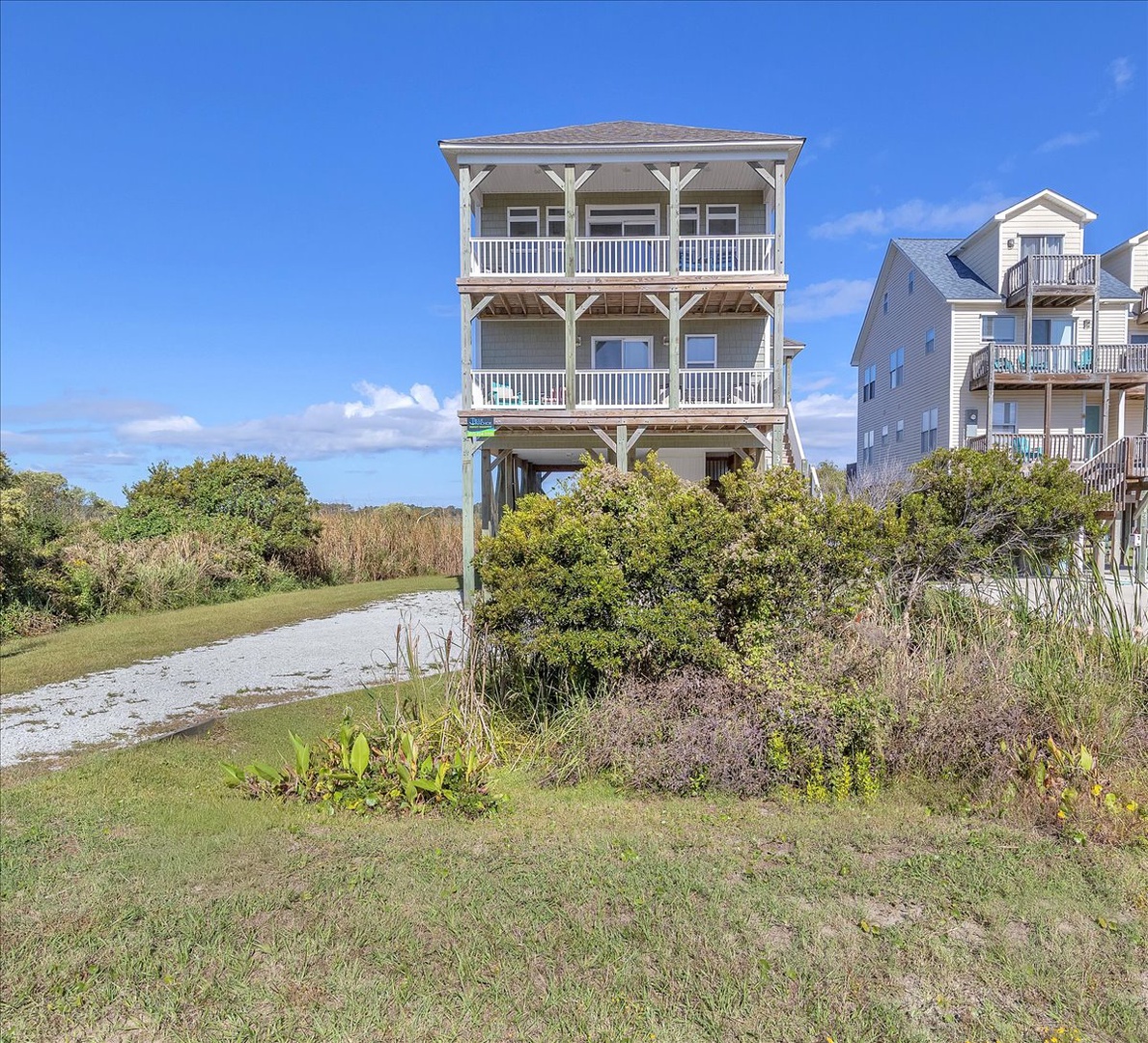 Welcome to Sunsets and the Sea