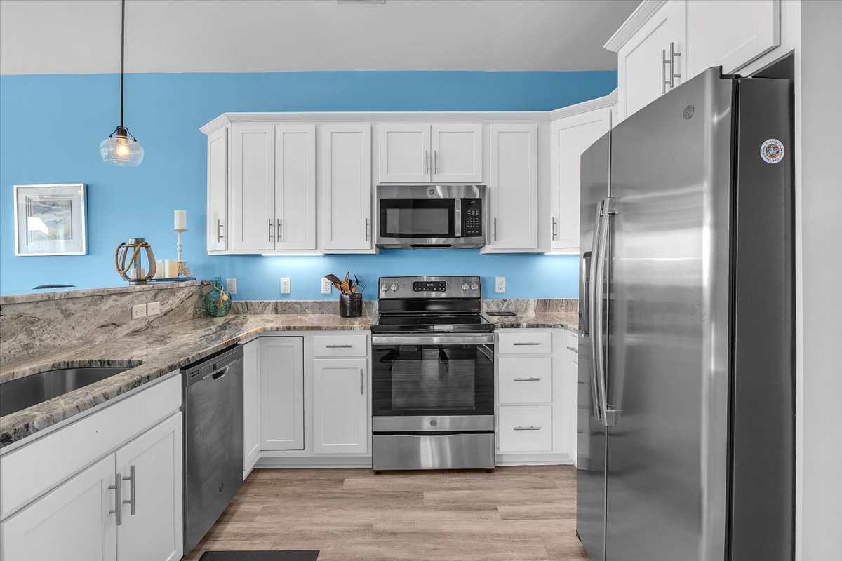 Kitchen with Stainless Steel Appliances - 2nd Floor