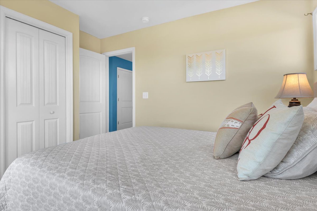 Bedroom 3 Queen with Soundside Balcony - 1st Floor