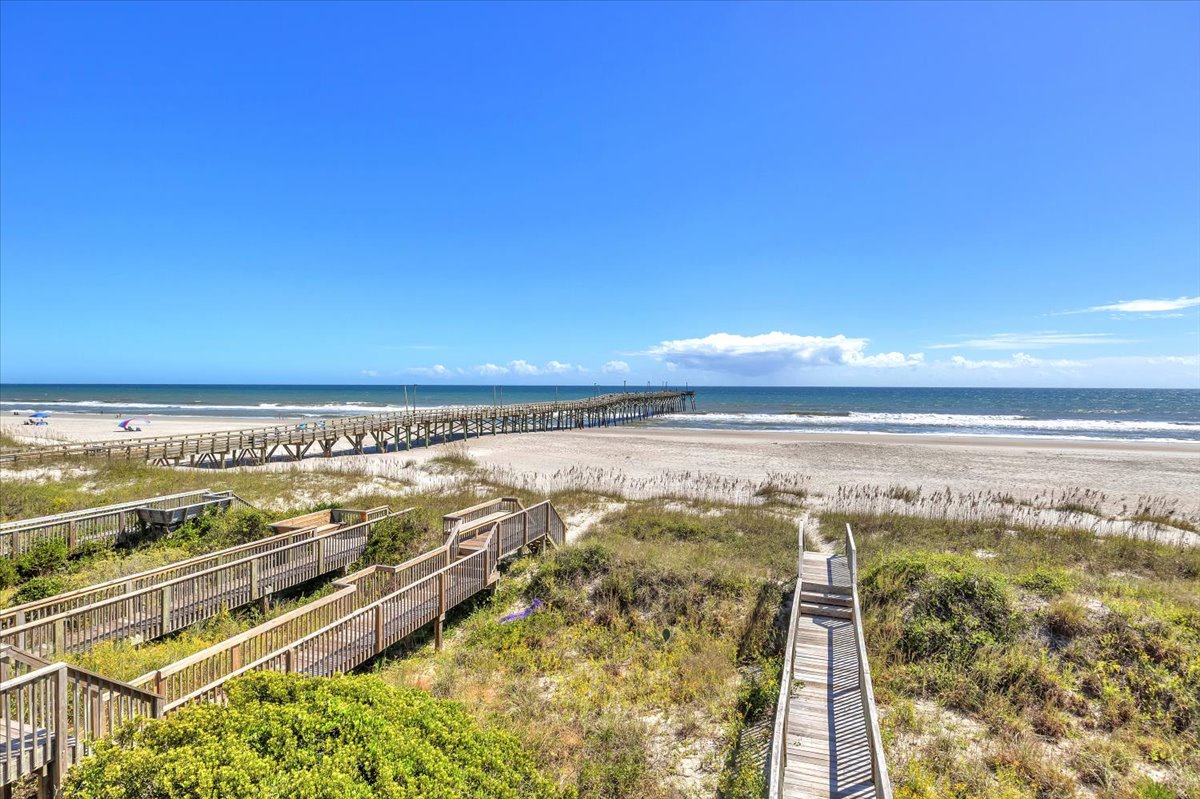 Stunning View & Private Beach Access